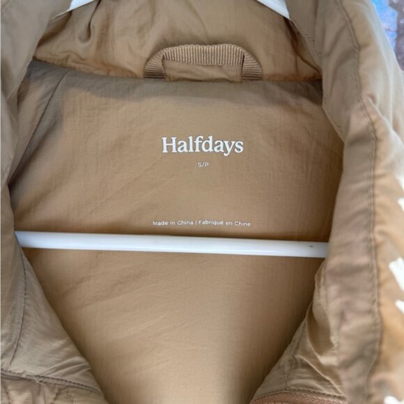Halfdays Women’s Nellie Packable Puffer Jacket | Size Small | Chai - Picture 2 of 3